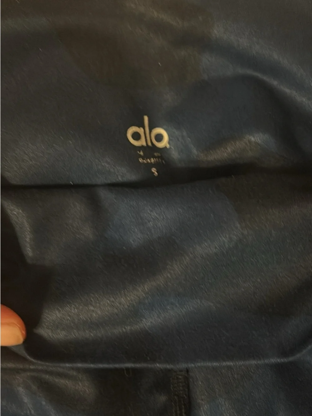 2 pair ALO Yoga women’s Navy Blue Performance Joggers and grey camo leggings